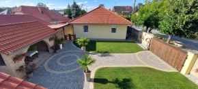 Lexi Guesthouse with EVcharger Balatonboglár, Balatonboglár